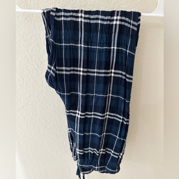 Rails long sleeve pajama set - so soft!! - Picture 2 of 2